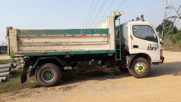 ขาย 510,000 HINO DUTRO ปี48 เครื่อง WO4D เทอร์โบอินเตอร์ รถห้างแท้ เครื่องดี หัวบาง อย่างดี คัทซี สว