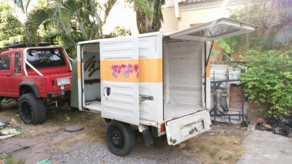 ขายพ่วงครับ เหมาะสำหรับ บรรทุกอุปกรณ์ ช่าง ทำเป็นรถเซอร์วิส foodtruck รถนอน รถขายของ ขนาดตู้ ยาว 2.4เมตร กว้าง 1.42 สูง 1.3เมตร ราคา 35000บาท สนใจสอบถามได้ครับ