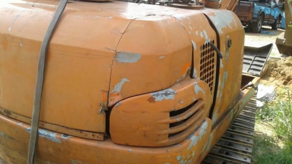 ขาย 195,000 HITACHI EX 30-3  เครื่องดี ปั้มแรง โช่(เปลียนใหม่ 2 ข้าง )  เอกสารชื้อขาย รถอยู่ จ. ร้อยเอ็ด  090-772-3710 090-772-3708