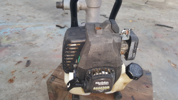 ปั้มน้ำ 1 x 1 นี้ว 2 จังหวะ  พร้อมใช้งาน สอบถามได้ต่อรองได้ขายได้ขาย