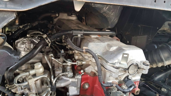 ขายสิบล้อดัมพ์ Hino เครื่อง 251 แรง ปี 57 ไมล์หกหมื่น กระบะดัมพ์สามมิตร เดิมๆ พร้อมใช้งาน ทะเบียนพร้อม