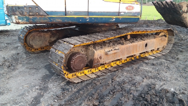 sk120-3โซ่ใหม่ช่วงล่างเต็ม บุ้งกี๋ใหม่ เอวแน่น แอร์ครบ ระบบดี