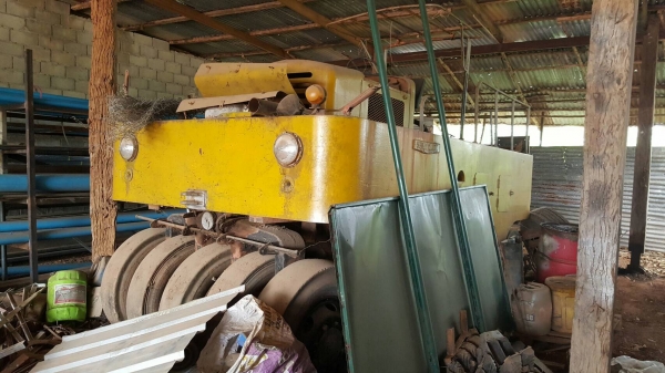 ขาย รถบดล้อยาง 11 ล้อ พร้อมใช้งาน เครื่องดี ระบบปั้มน้ำครบ ยางดีทั้งหมด เอกสารใบซื้อขาย