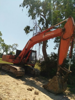 ขายรถขุดแบ็คโค HITACHI EX200-1สภาพเดิมสวย ช่วงล่างดีเอวแน่นเครื่องเดิมปั๊มเดิม