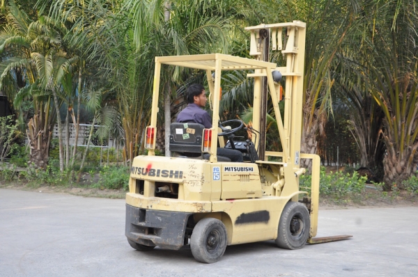 ขายFORKLIFT MITSUBISHI FG15(1.5ตัน) เสา5เมตร สวยเดิมจากญี่ปุ่น ยังไม่เคยใช้ในไทย 125,000เท่านั้น!!