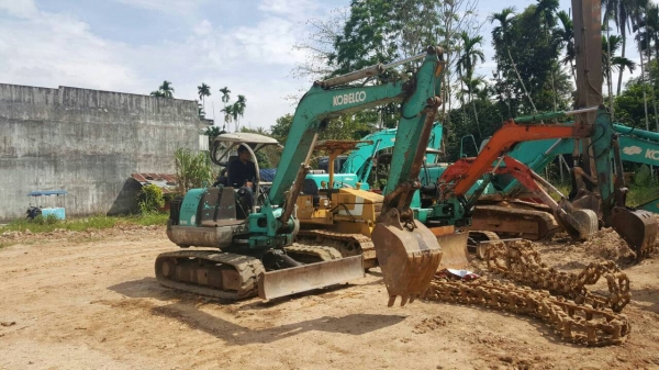 ขายรถแบคโฮ KOBELCO SK045 ราคา 340000