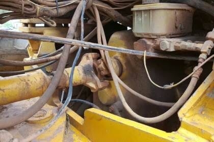 ขาย 480,000 รถเกรด CHAMPION 710A เอกสารเล่มทะเบียนครบ รถพร้อมใช้งาน เครื่องดี เกียร์ ปั้มดี  รถอยู่ จ.อุดรธานี โทร&amp;ไอดีไลน์ 0610710295