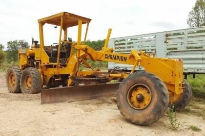 ขาย 480,000 รถเกรด CHAMPION 710A เอกสารเล่มทะเบียนครบ รถพร้อมใช้งาน เครื่องดี เกียร์ ปั้มดี  รถอยู่ จ.อุดรธานี โทร&amp;ไอดีไลน์ 0610710295