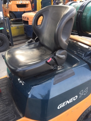 TOYOTA 7FG14 เครื่องเบนซิล เกียร์ออโต้ เสาสูง3เมตร สนใจติดต่อ 083-062-0223(ปอน) TOYOTA 7FG14 เครื่องเบนซิล เกียร์ออโต้ เสาสูง3เมตร สนใจติดต่อ 083-062-0223(ปอน)