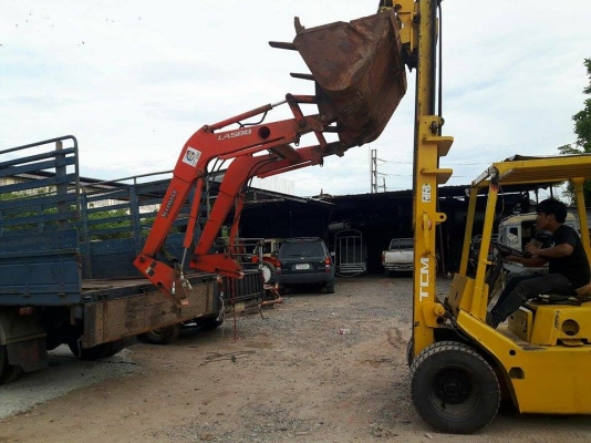 ชุดตักคูโบต้าL588 ติดรถไถรุ่น45/47/5018 พร้อมใช้ อุปกรณ์ครบ