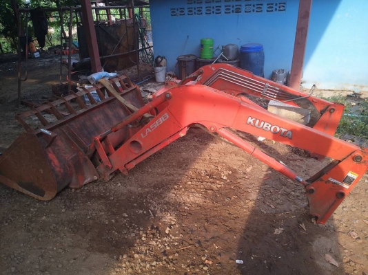 ชุดตักคูโบต้าL588 ติดรถไถรุ่น45/47/5018 พร้อมใช้ อุปกรณ์ครบ