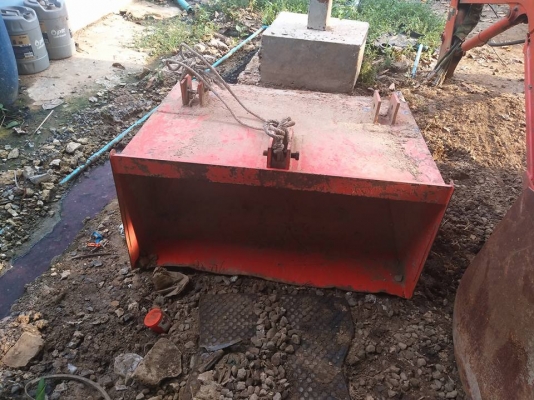 ชุดตักคูโบต้าL588 ติดรถไถรุ่น45/47/5018 พร้อมใช้ อุปกรณ์ครบ