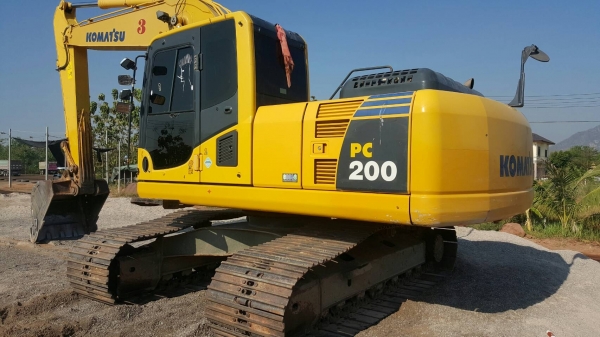 ต้องการขายรถแบคโฮ