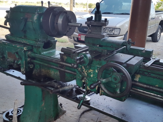 เครื่องกลึง 6 ฟุต 2 เพลา พร้อมใช้งาน ไฟบ้านได้  ไฟ 3 สายได้ สนใจ ราคาเบาๆๆ 40,000