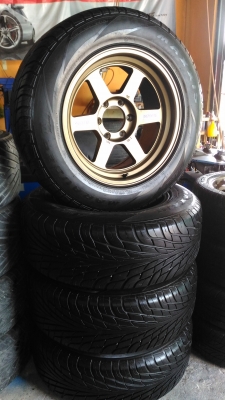 ขายล้อหล่อ te37 ขอบ 18 กว้าง 9 ออฟ 0 + maxxis 265/60/18 ปี 15 สวยมากครับ