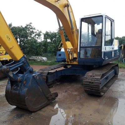 ขายKOMATSU PC120-5  เก่าญี่ปุ่นแท้  ตัวเดินใหญ่  คอนโทล สั้น  สภาพสวย  พร้อมใช้  โทร  089-3818694  ดวงนภา