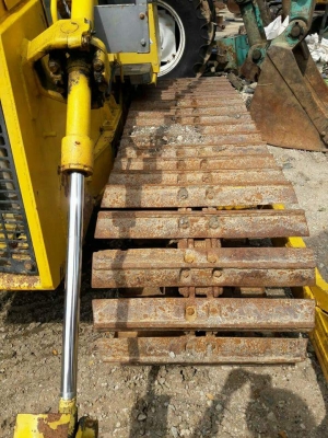 ขายรถดัน KOMATSU D20PL-7 เก่าญี่ปุ่นแท้ สภาพสวย แทรค 70 เอกสารครบ พร้อมใช้ โทร 089-3818694 ดวงนภา ขายรถดัน KOMATSU D20PL-7 เก่าญี่ปุ่นแท้ สภาพสวย แทรค 70 เอกสารครบ พร้อมใช้ โทร 089-3818694 ดวงนภา