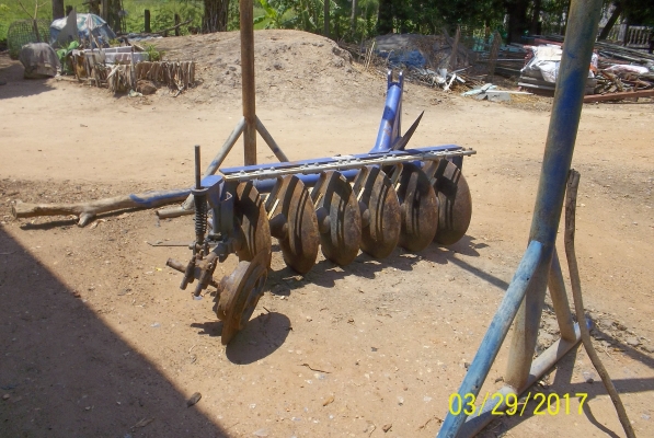 ขายผาน 6 ใบ 22 นิ้ว  ช่วง 10 นิ้ว