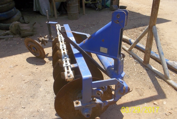 ขายผาน 6 ใบ 22 นิ้ว  ช่วง 10 นิ้ว