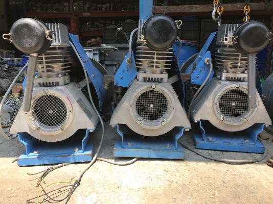 ขายปั้มลมโรตารี่ Boge made in Germany ขนาด 5HP. 380V สภาพสวยเดิมๆ พร้อมใช้งาน มี 3ชุดครับ