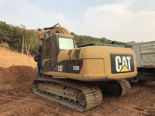 Cat 320D Japan รถออกใหม่ป้ายแดงมา สภาพพร้อมใช้งาน