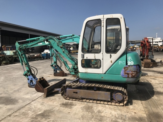 Komatsu PC20-7E ตู้เก๋ง + หัวกระแทกและบุ้งกี๋จากญี่ปุ่น