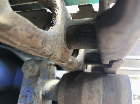 Komatsu PC20-7E ตู้เก๋ง + หัวกระแทกและบุ้งกี๋จากญี่ปุ่น