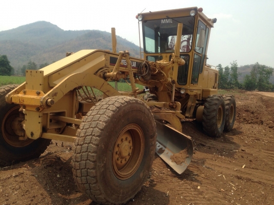 รถเกรด cat 140G ซีเรียล 72V14791 สภาพพร้อมใช้ รถทำงานยุ มือเดียวในไทย ใช้งานน้อย รถเกรด cat 140G ซีเรียล 72V14791 สภาพพร้อมใช้ รถทำงานยุ มือเดียวในไทย ใช้งานน้อย