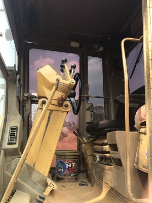 รถเกรด cat 140G ซีเรียล 72V14791 สภาพพร้อมใช้ รถทำงานยุ มือเดียวในไทย ใช้งานน้อย รถเกรด cat 140G ซีเรียล 72V14791 สภาพพร้อมใช้ รถทำงานยุ มือเดียวในไทย ใช้งานน้อย