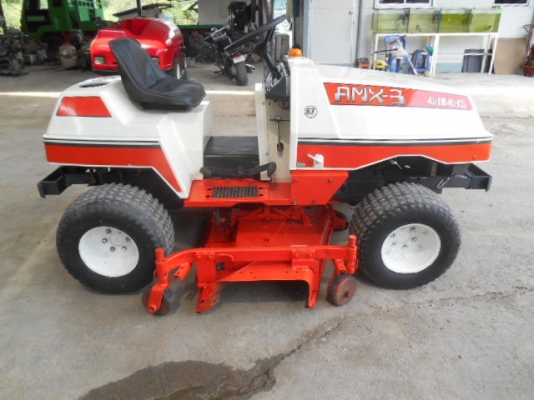 รถตัดหญ้า KUBOTA AMX-3 4WD-4WS พร้อมใช้งาน