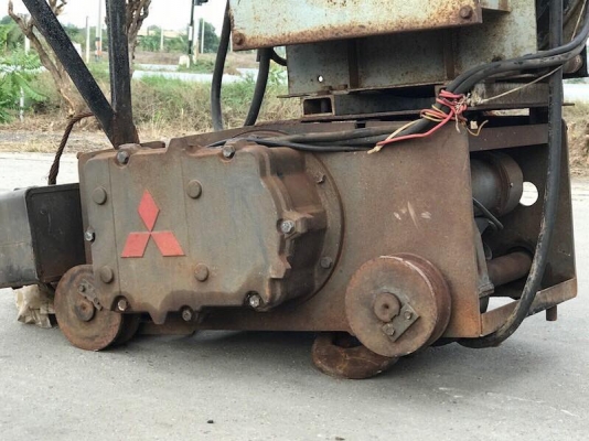 รอกไฟฟ้า ยี่ห้อMisubishi วิ่งบนราง 4ทิศทาง