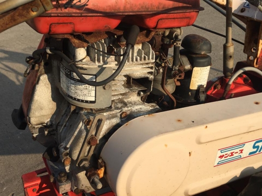 ***รถตัดหญ้า ยี่ห้อ Robin***