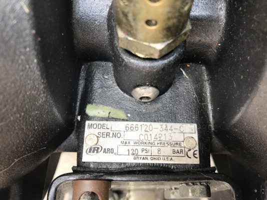 ( เหลือ 8 ตัวครับ )ขายปั้มไดอะแฟรม Aro made in USA ขนาด 1นิ้ว สภาพสวยมาก พร้อมใช้งาน มี 11ตัวครับ ( เหลือ 8 ตัวครับ )ขายปั้มไดอะแฟรม Aro made in USA ขนาด 1นิ้ว สภาพสวยมาก พร้อมใช้งาน มี 11ตัวครับ