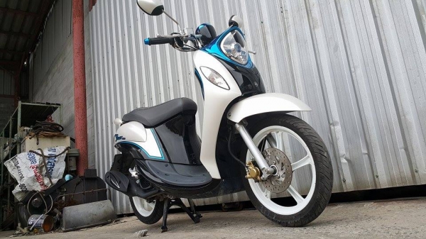 Fino125 Delux ตัวTOP สุดโครเมี่ยม แมค14ไม่ล้มชนวิ่งน้อย ต่อรองได้