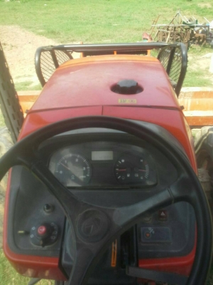 M6040 ปี 53 ใช้งานน้อยเล่มพร้อมโอนอุปกรณ์ใบดันฐานหลัง