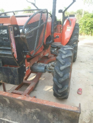 M6040 ปี 53 ใช้งานน้อยเล่มพร้อมโอนอุปกรณ์ใบดันฐานหลัง