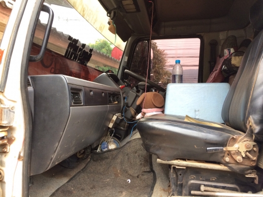 Hino FC4J 140แรง ปี 46 กระบะดั้ม Hino FC4J 140แรง ปี 46 กระบะดั้ม