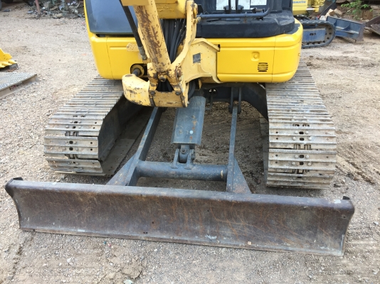 ขายรถขุด KOMATSU PC40MR-2 รุ่นใหม่ ราคาไม่แพง สภาพพร้อมใช้งาน ขายตามสภาพ เอกสารอินวอย สัญญาซื้อขาย