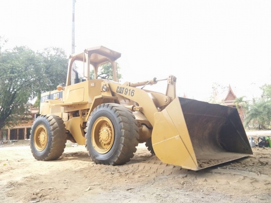 ขายรถตักล้อยาง CAT 916 เดิมๆ ตามรุ่น พร้อมใช้งาน