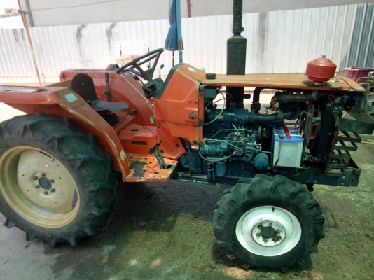 คูโบต้า L1  22 แรง  4 wd พวงมาลัยเพาเวอร์ ขายตามสภาพขับใช้งานได้ปรกติ