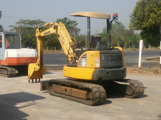 รถขุด Komatsu PC40MR-2 เก่าญี่ปุ่น