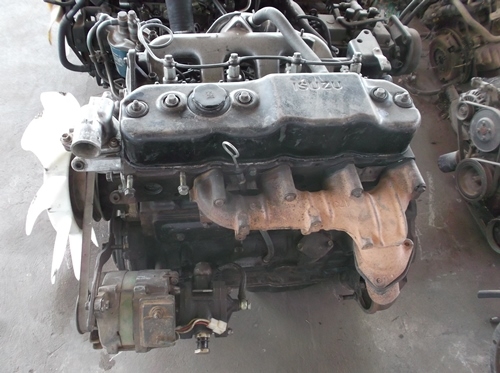 ขายเครื่อง ISUZU  115แรง  4BD1  เครื่องฟิตแล้ว  ข้อสแตนดาร์ด เครื่องติดดีมาก ไม่มีเลขเครื่อง