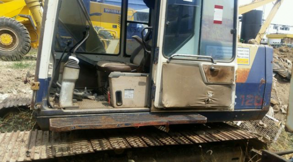 ขาย!! &gt;&gt;&gt; Komatsu Pc120 รุ่น 5 &lt;&lt;&lt; เบอร์ติดต่อ 098-7155789