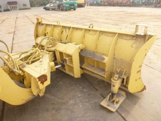 ขายรถตัก KOMATSU JH63 สมบูรณ์พร้อมใช้ครับ FROM JAPAN ติดต่อ 063-9316985 ID LINE : 0639316985 ครับ