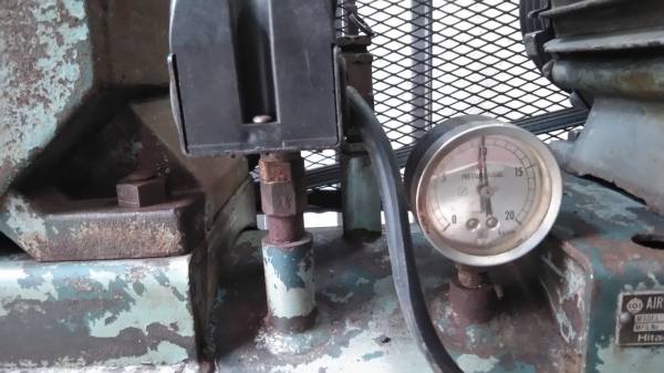 **ขายถูกๆ ปั้มลมมือสองจากญี่ปุ่น** HITACHI-BEBICON 10 แรง ถัง280ลิตร แปลงไฟเป็น 380/3เฟสแล้ว ทดสอบเรียบร้อย แน่นๆ นิ่งๆเงียบๆ ทุกระบบทำงานได้ดีมาก พร้อมใช้งาน สามารถใช้กับงานหนักๆได้สบายๆครับ **ขายถูกๆ ปั้มลมมือสองจากญี่ปุ่น** HITACHI-BEBICON 10 แรง ถัง280ลิตร แปลงไฟเป็น 380/3เฟสแล้ว ทดสอบเรียบร้อย แน่นๆ นิ่งๆเงียบๆ ทุกระบบทำงานได้ดีมาก พร้อมใช้งาน สามารถใช้กับงานหนักๆได้สบายๆครับ