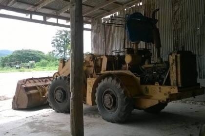 ขาย 265,000 บาท รถตัก KAWASAKI รุ่น KSS6 เอวอ่อน รถใช้งานได้ปกติ ราคาต่อรองได้ครับ  รถอยู่ จ.อุดรธานี โทร 0610710295