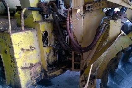 ขาย 265,000 บาท รถตัก KAWASAKI รุ่น KSS6 เอวอ่อน รถใช้งานได้ปกติ ราคาต่อรองได้ครับ  รถอยู่ จ.อุดรธานี โทร 0610710295