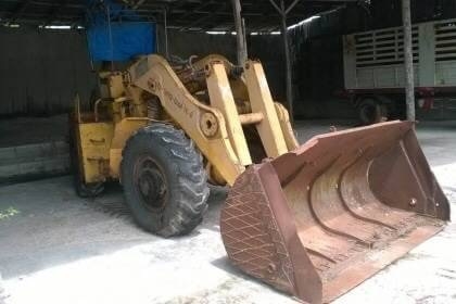 ขาย 265,000 บาท รถตัก KAWASAKI รุ่น KSS6 เอวอ่อน รถใช้งานได้ปกติ ราคาต่อรองได้ครับ  รถอยู่ จ.อุดรธานี โทร 0610710295