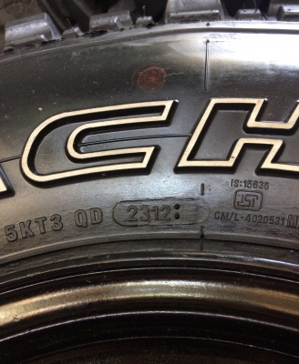 ขายยาง Mud 31ขอบ 15 พร้อมล้อ