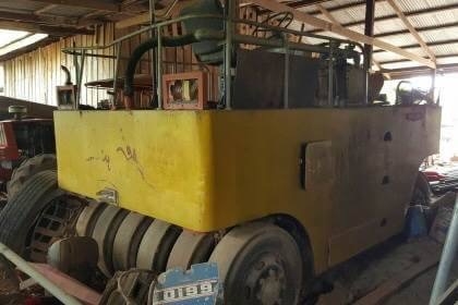 ขาย 245,000 รถบดล้อยาง 11 ล้อ พร้อมใช้งาน เครื่องดี ระบบปั้มน้ำครบ ยางดีทั้งหมด เอกสารใบซื้อขาย  รถอยู่ จ.อุดรธานี โทร&amp;ไอดัไลน์ 0610710295